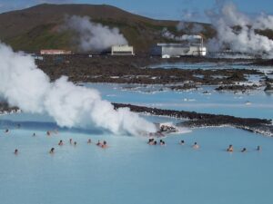Islands hetaste badkultur – Allt om de naturliga varmkällorna